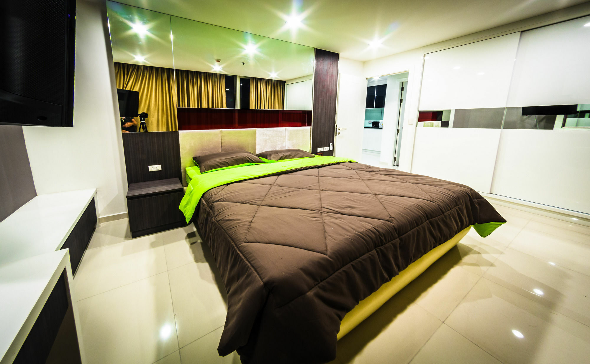 Vision Pratumnak By Pattaya Sunny Rentals Екстер'єр фото